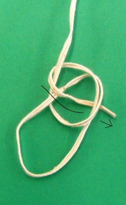 Tighten upper lagscrew